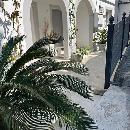 בית נופש Luxurious/modern Vacation